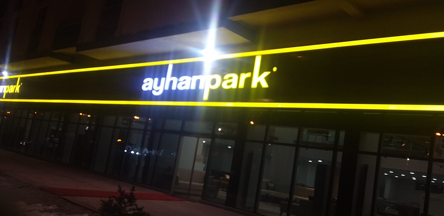 Ayhan park